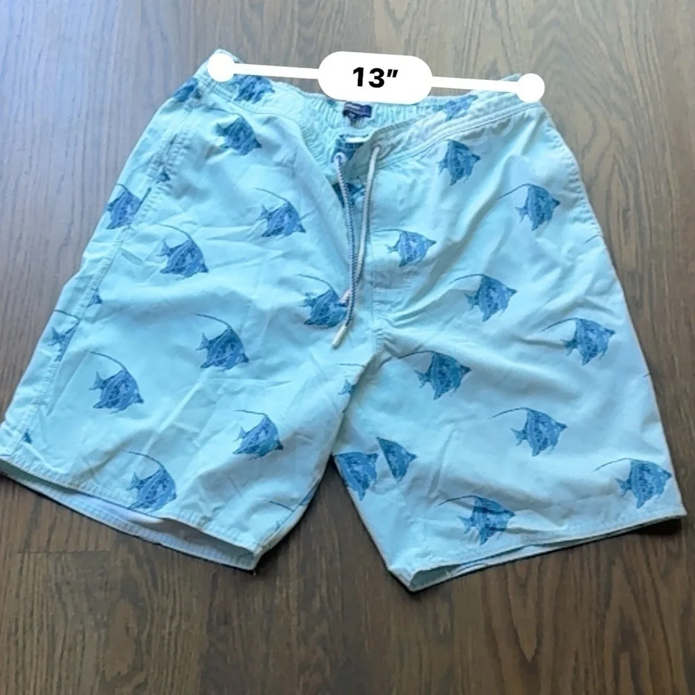 Johnnie-O Hatton Lined Elastic Waist Swim, Board Shorts. Fish Print, Size M